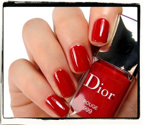 Review Dior Vernis 999 Rouge .